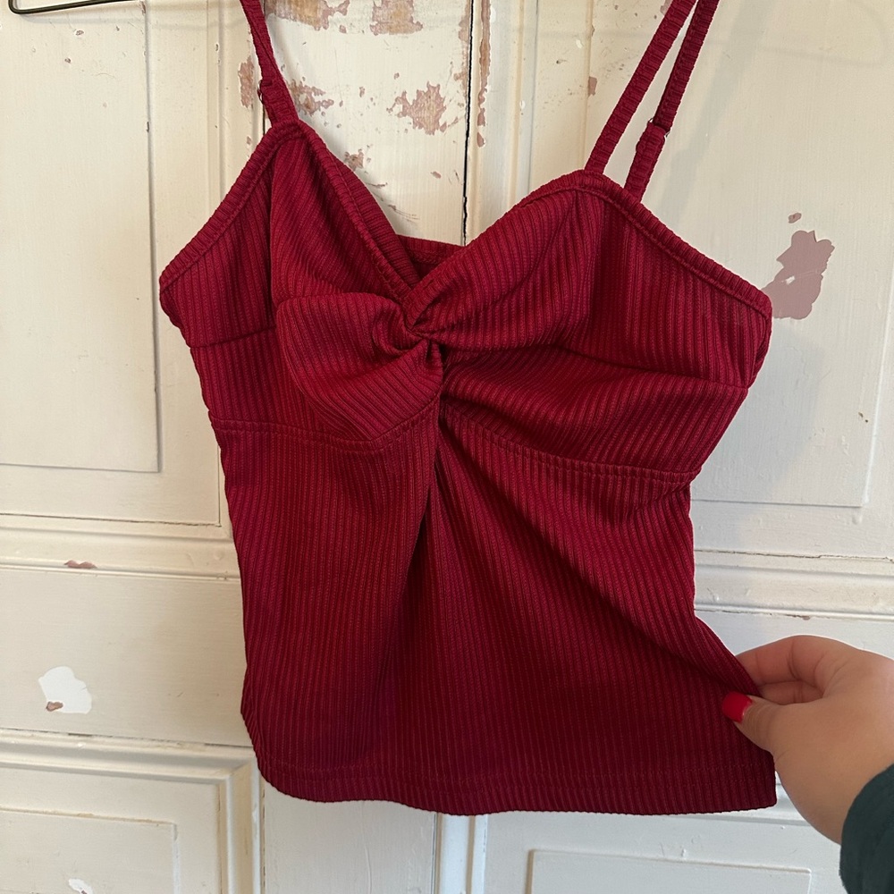 SHEIN Red Ribbed Crop Top with Knot Detail